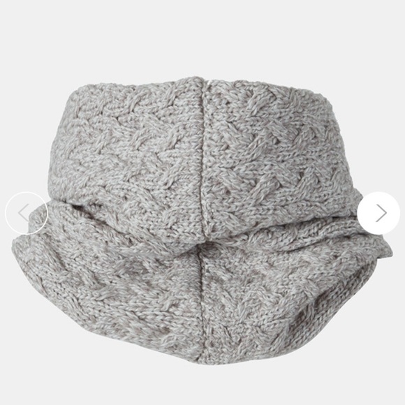 Aran Sweater Market Infinity Scarf OS Classic Aran Cream knit Merino Wool Scarf - Picture 14 of 14